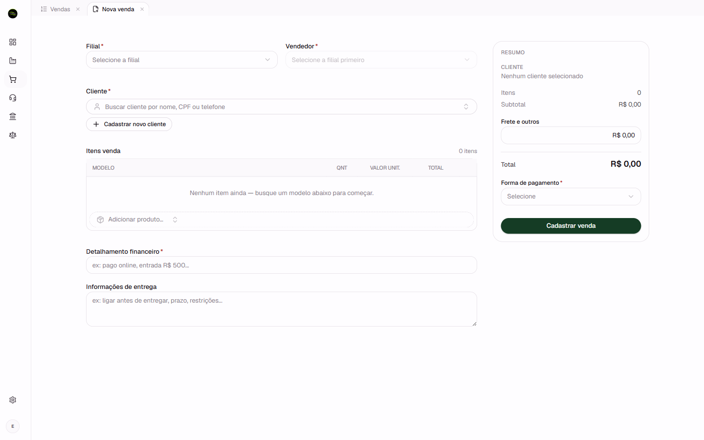 Interface real do PROA mostrando o formulário de cadastro de uma nova venda, sem dados de clientes.